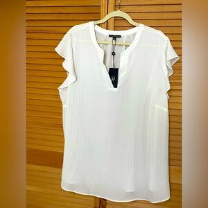 Plus Size Adrianna Papell White Ruffle Sleeve Top with metallic stripes 2x NWT